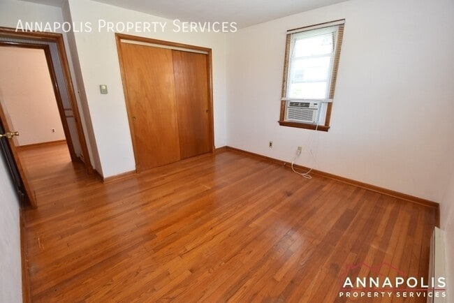 Building Photo - 3043 Riva Rd