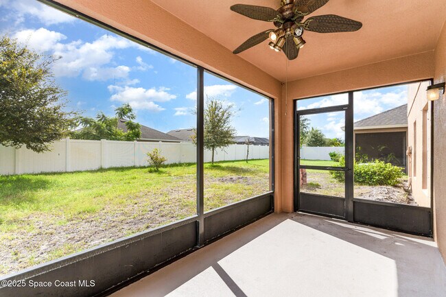 Building Photo - 1695 Litchfield Dr