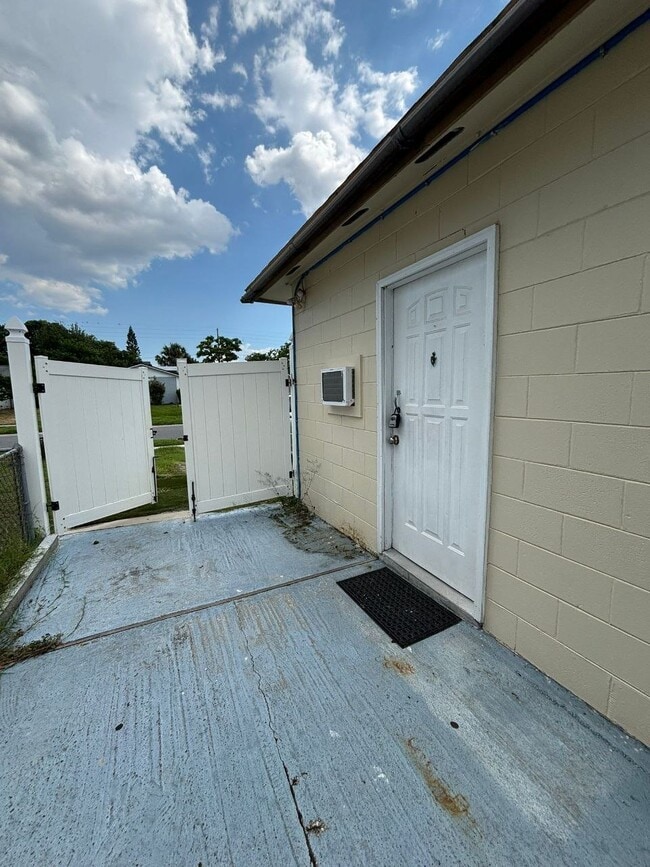 Building Photo - 4523 Ligustrum Way