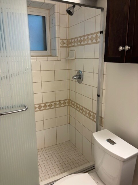 Bathroom - 3416 Grove Ave
