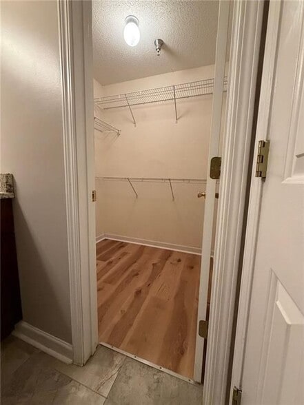 Building Photo - 924 Magnolia Leaf Dr