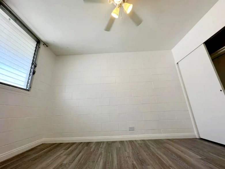 Building Photo - 711 Makaleka Ave