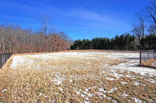 Building Photo - 12105 N Keys Rd