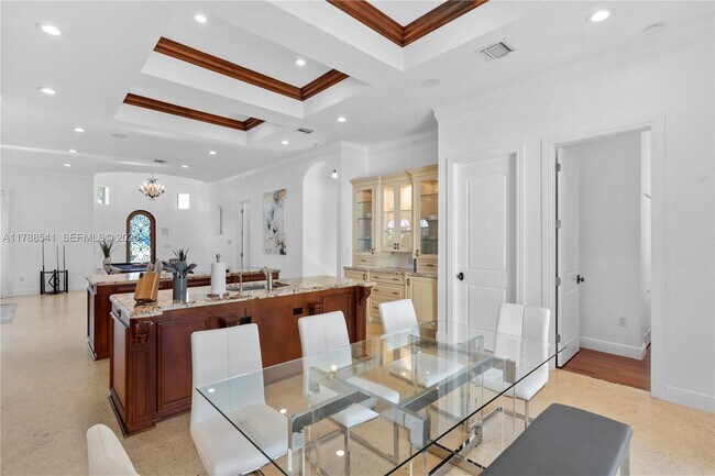 Building Photo - 1223 Jackson St