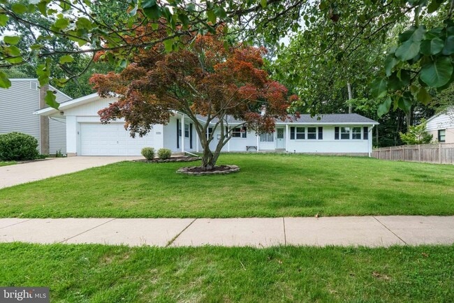 Building Photo - 3335 S Rockfield Dr