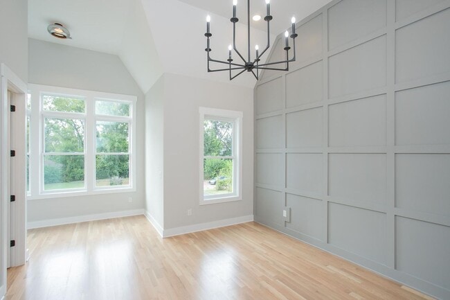 Building Photo - 1611 Century St