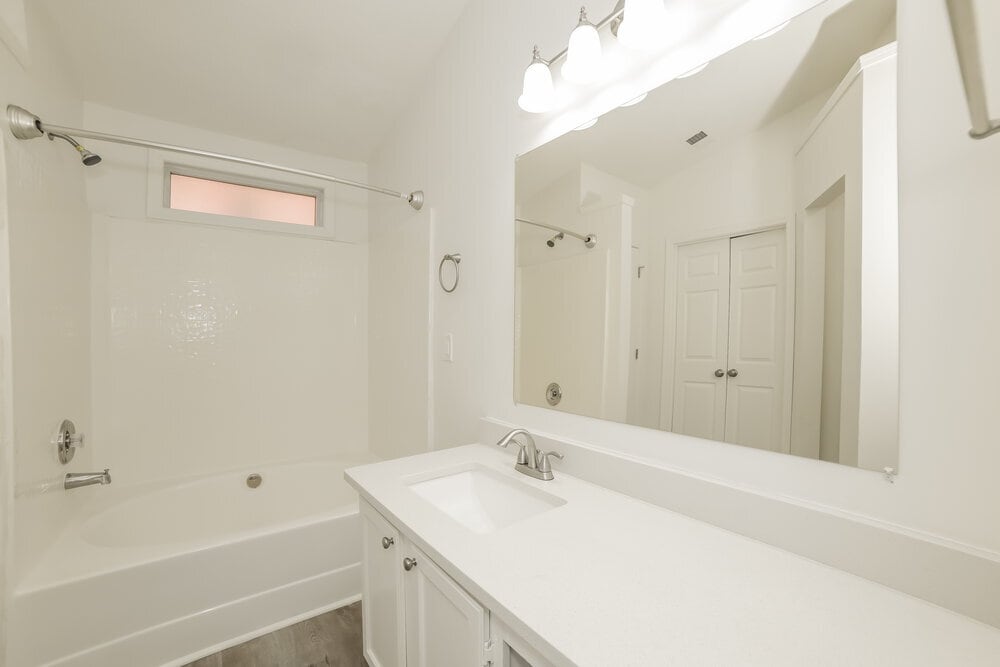 Building Photo - 1052 Winterglen Way