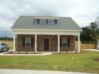 Building Photo - 3325 Hals Wy