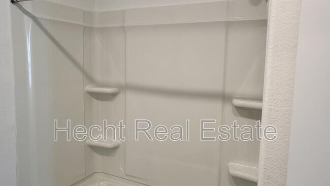 Building Photo - 348 Geode Glen