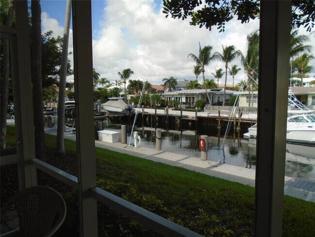 Building Photo - 3165 NE 48th Ct