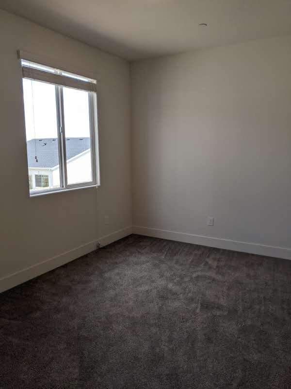 Building Photo - 2312 Vaca Way