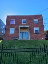 Front of building - 3039 30th St SE