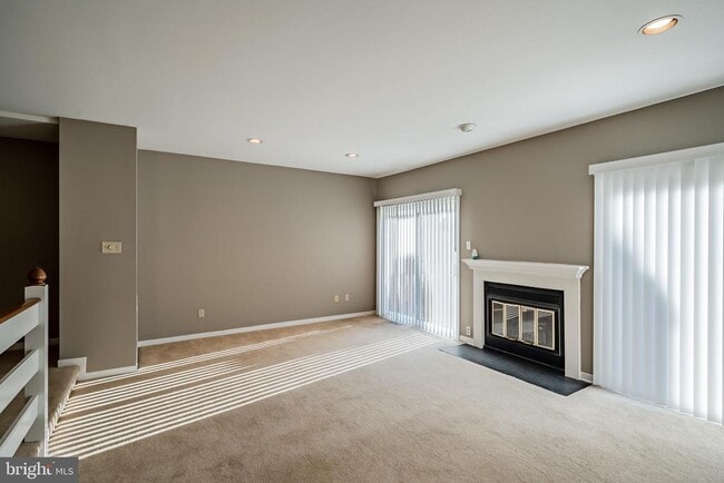 Building Photo - 801 Winchester Ct