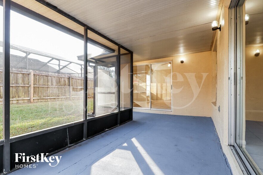 Building Photo - 1423 Mohrlake Dr