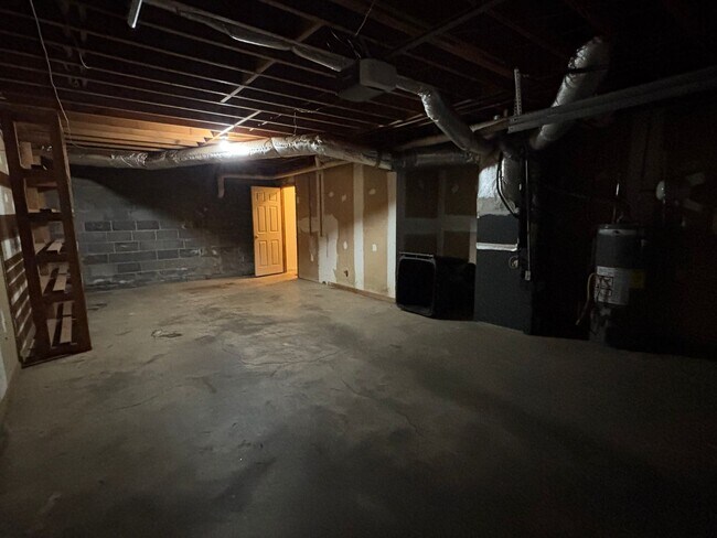 Building Photo - 5296 Weyden Trail