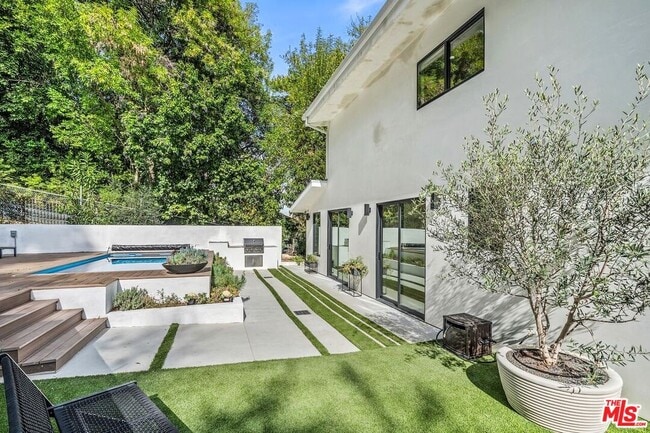 Building Photo - 4545 Balboa Ave
