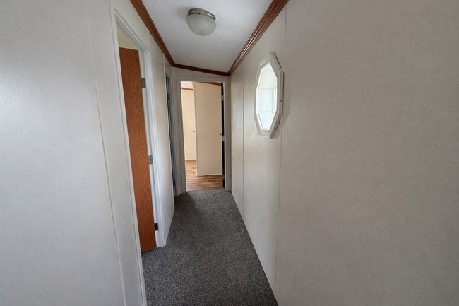 Building Photo - 108 Birdsall Dr