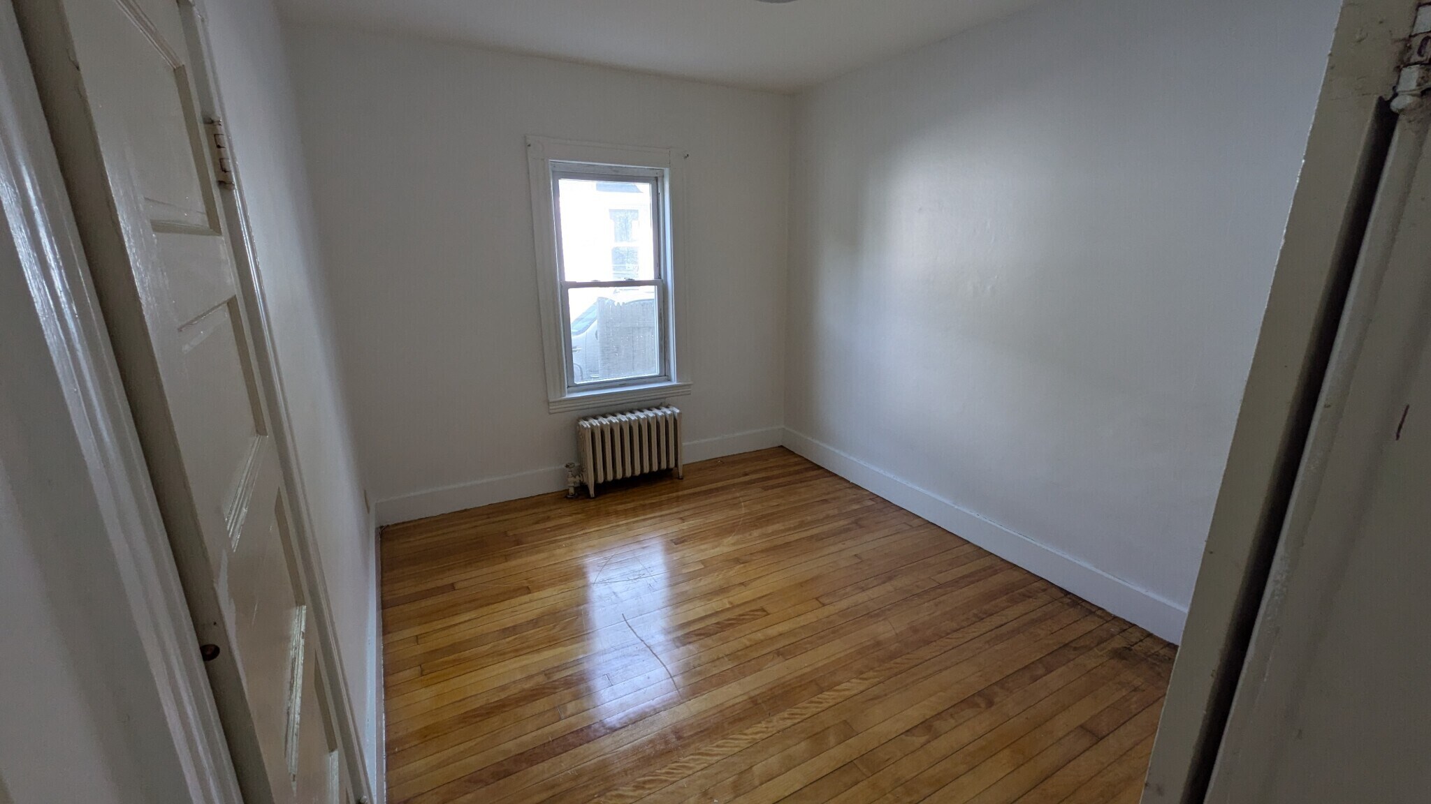 Building Photo - 20 Kosta St
