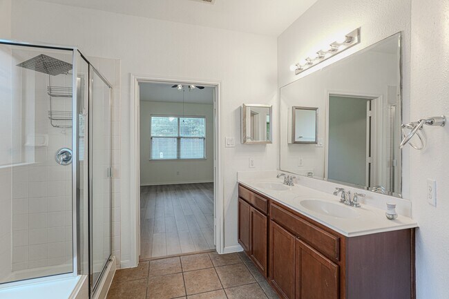 Building Photo - 25507 Marmite Dr