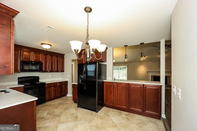 Building Photo - 1815 Quailwood Dr