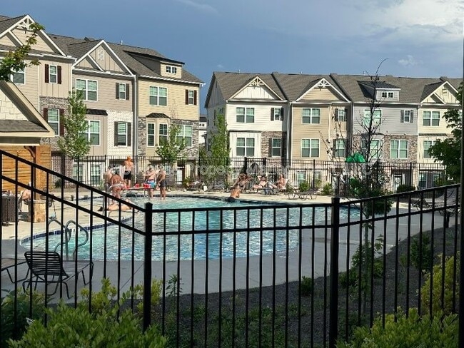 Building Photo - 1735 Prelude Pointe