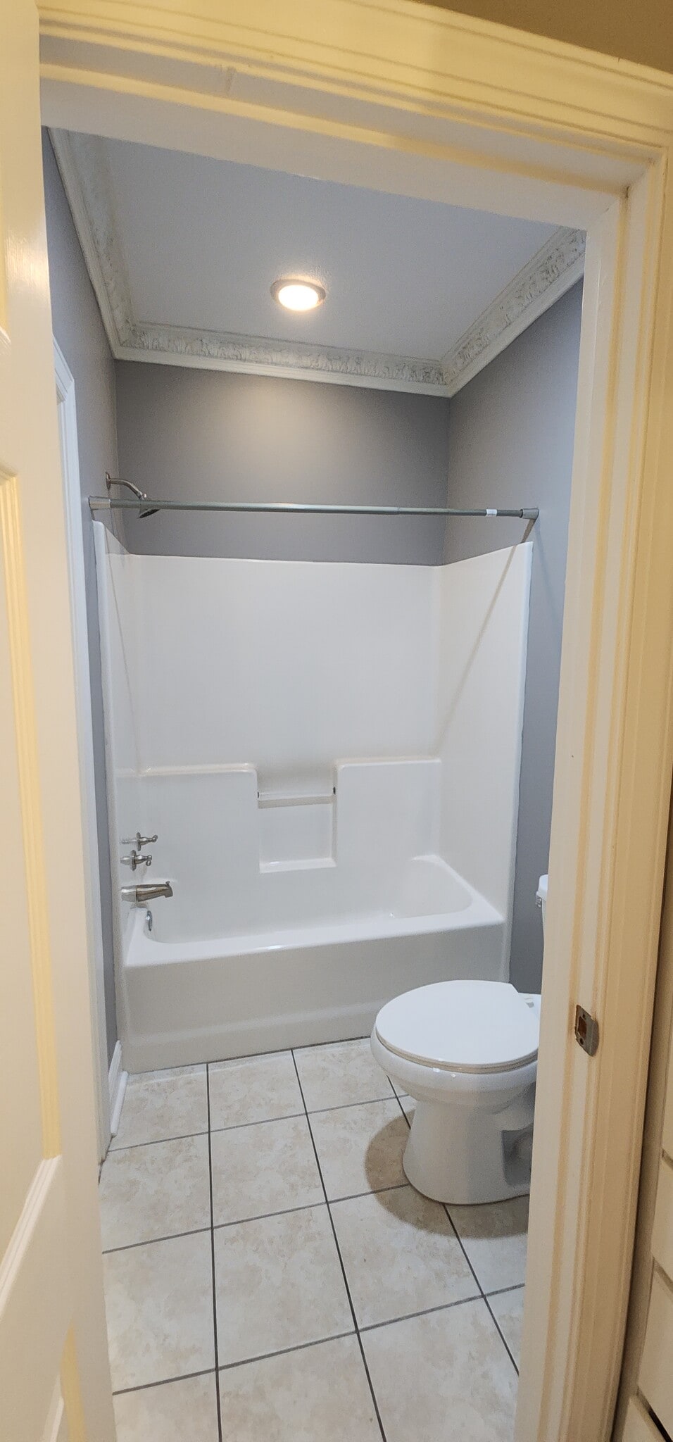 Building Photo - 405 Scarlet Cove