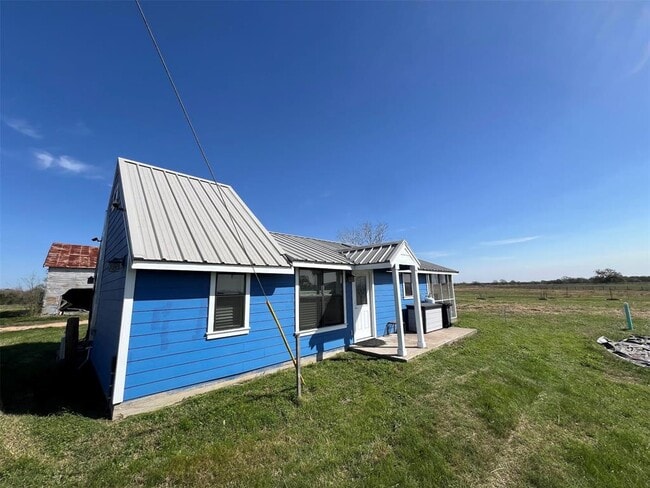 Building Photo - 7176 Goehring Rd