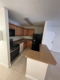 Building Photo - 10773 Cleary Blvd