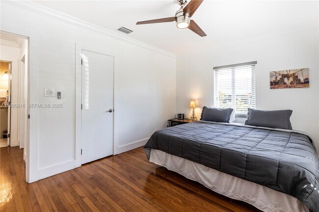 Building Photo - 753 NE 81st St