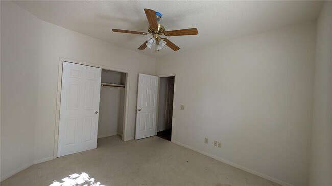 Building Photo - 23206 Colony Green Dr