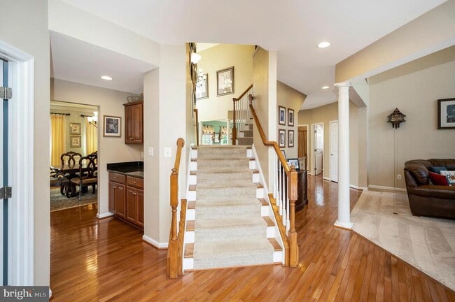 Building Photo - 7519 Edington Dr