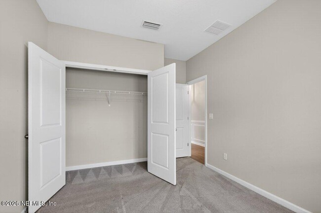Building Photo - 21 Yardley Ct