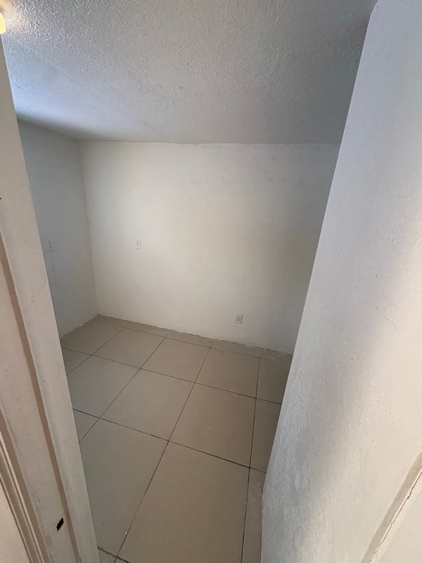 Building Photo - 1331 SW 129th Ave