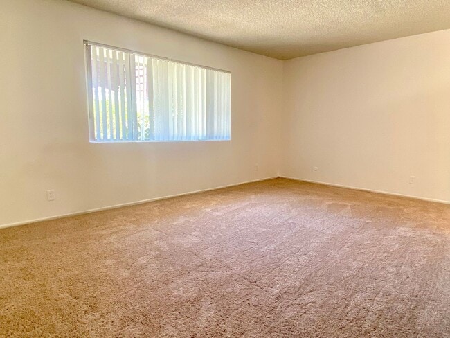 Building Photo - 3654 Summershore Ln