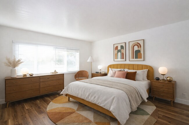 Building Photo - 1130 Wellington St