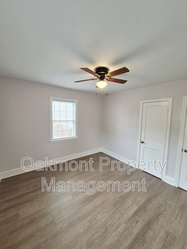 Building Photo - 115 Slagle Ave