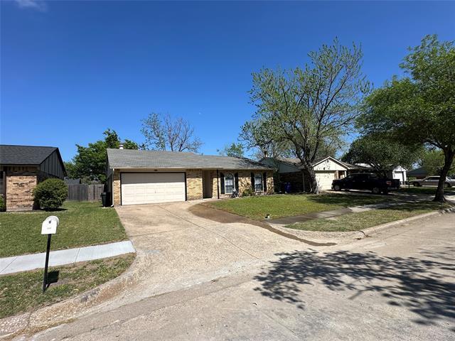 Building Photo - 504 Woodcrest Way