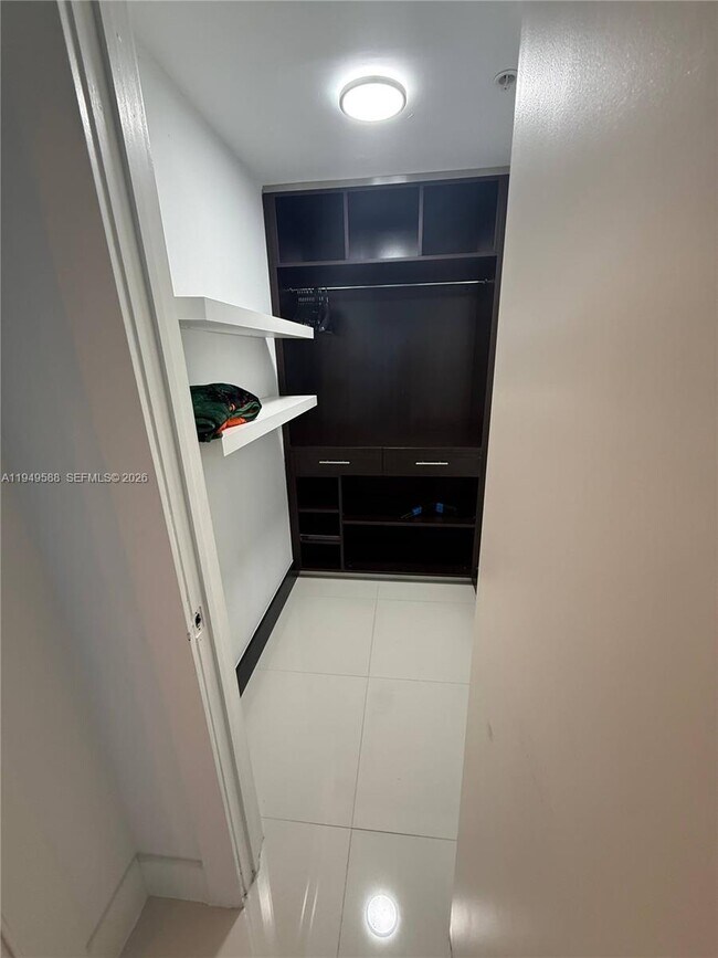 Building Photo - 60 SW 13th St