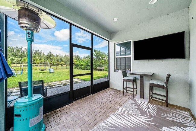 Building Photo - 15406 Goldfinch Cir