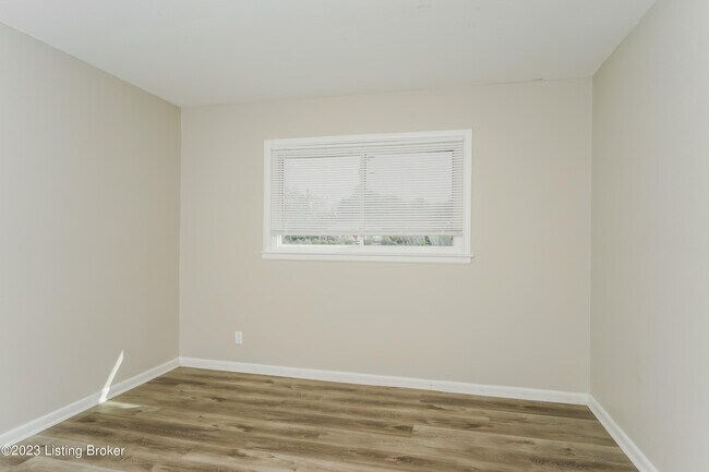 Building Photo - 14020 Darwin Blvd