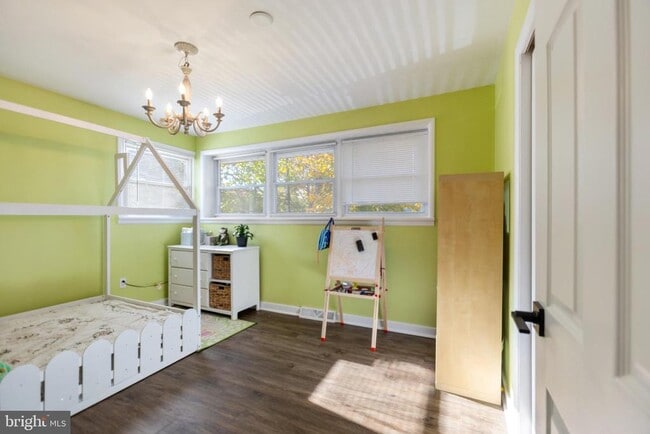 Building Photo - 1801 N Hills Ave