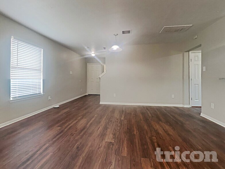 Building Photo - 21414 Partha Way