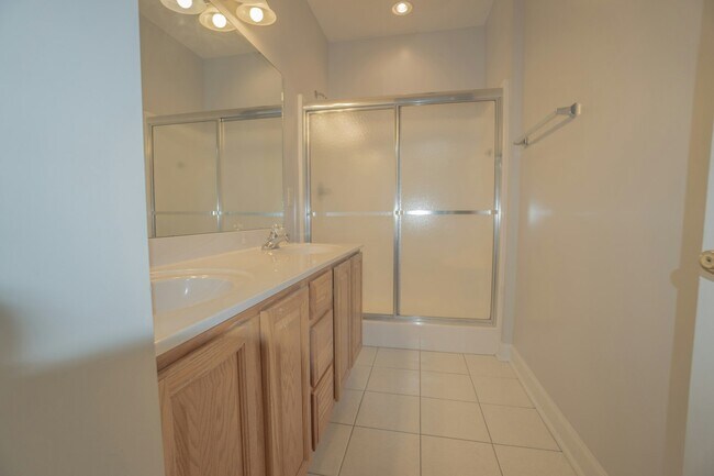 Building Photo - 156 Marsh Rabbit Dr
