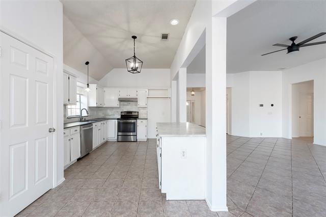 Building Photo - 1224 Woodthorpe Dr