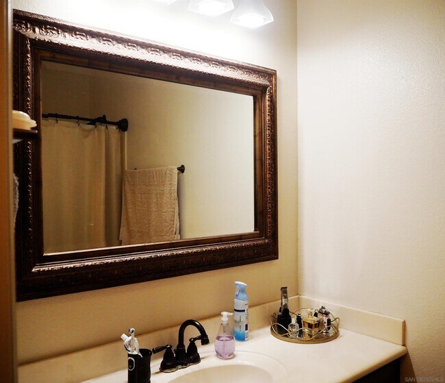 Building Photo - 3161 Via Alicante