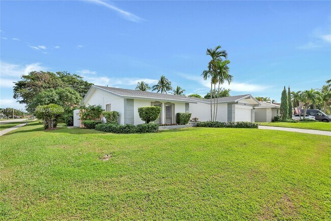 Building Photo - 3374 NW 28th Terrace