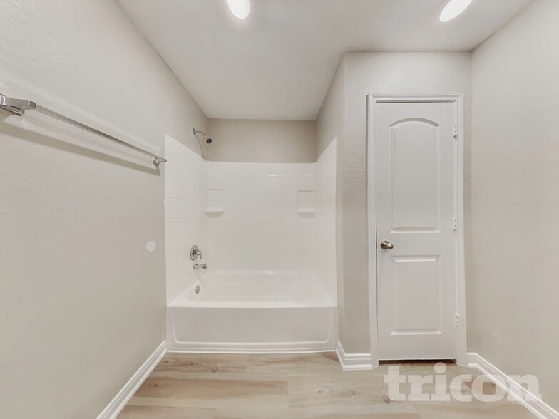 Building Photo - 7715 Vacek Meadows Loop
