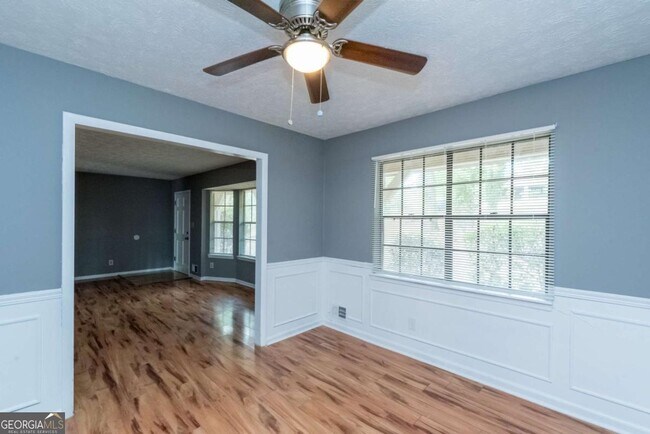 Building Photo - 2275 Camden Ct