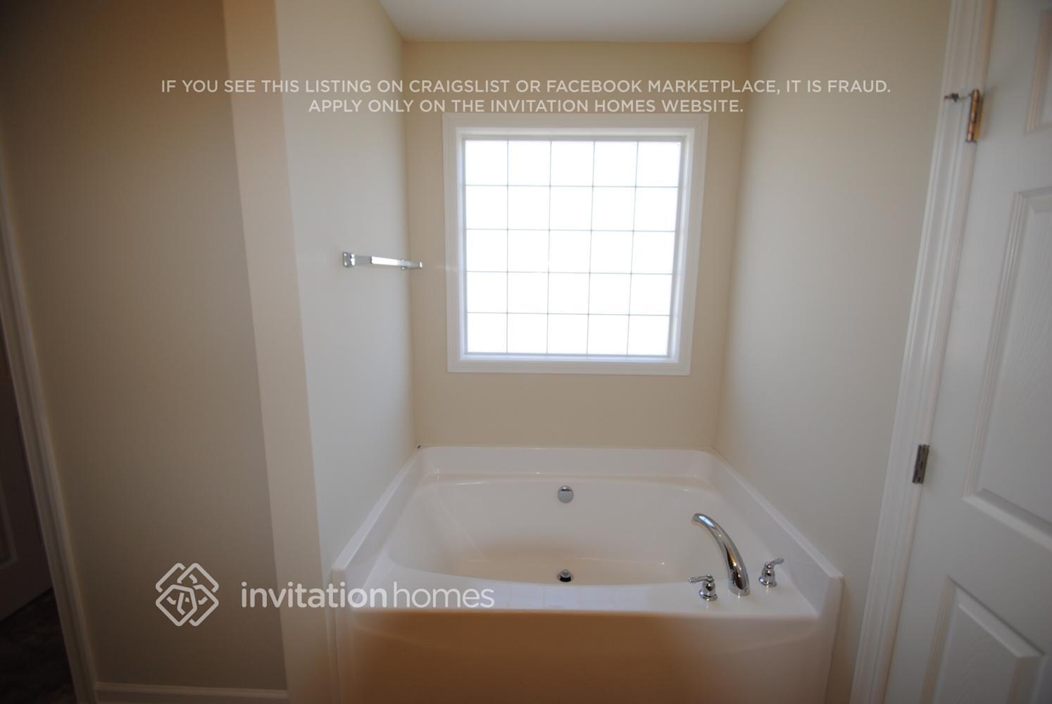 Building Photo - 4025 Cane Garden Dr
