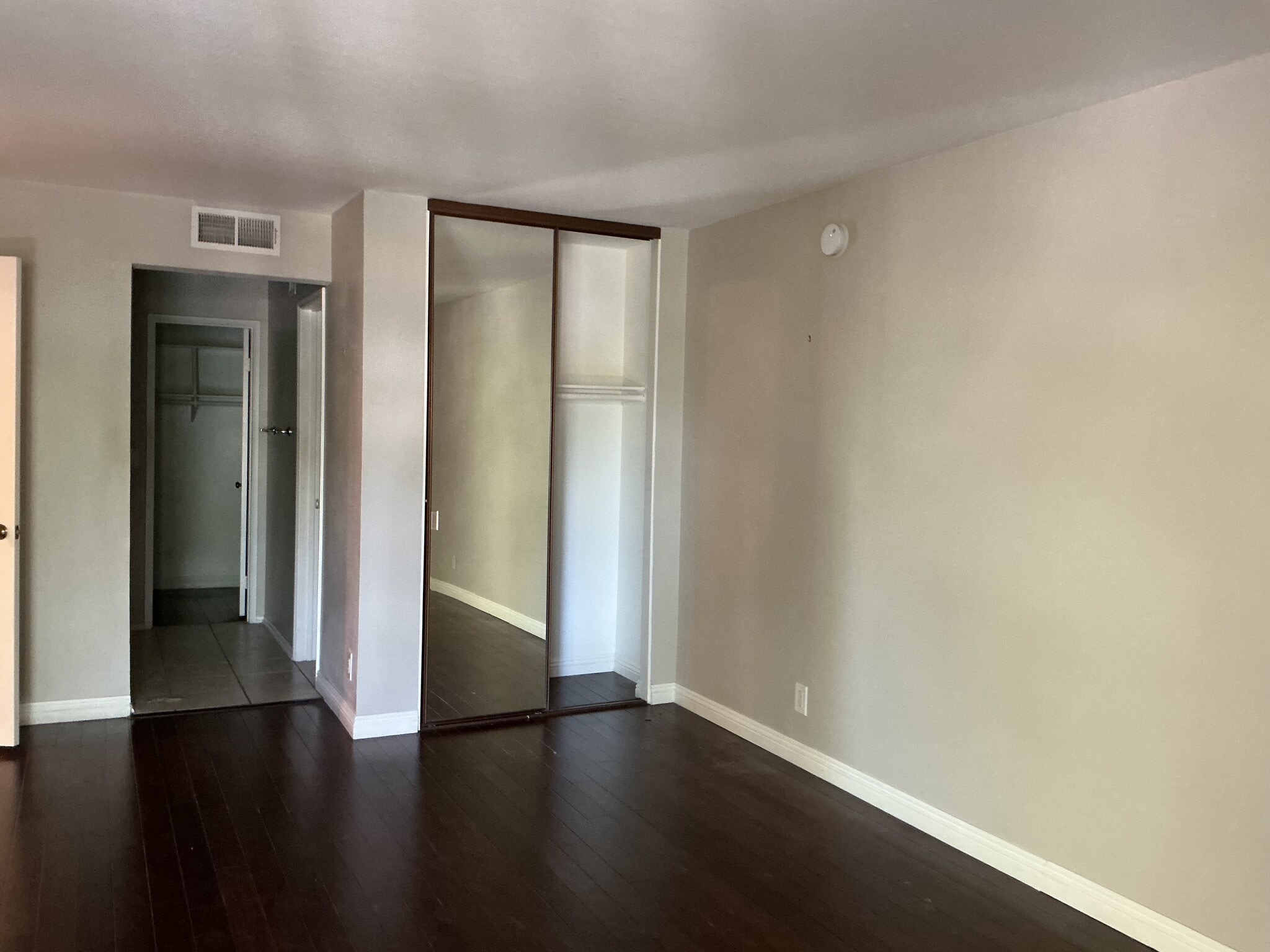 Extra closet in primary bedroom - 21650 Burbank Blvd